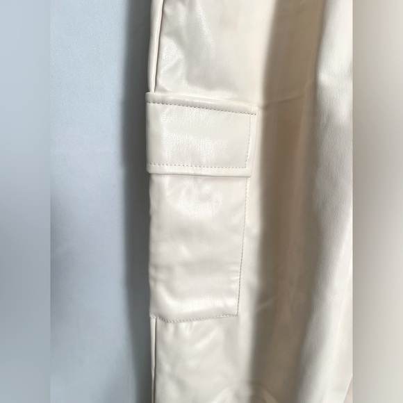 Misguided vegan leather cargo joggers - Picture 8 of 9